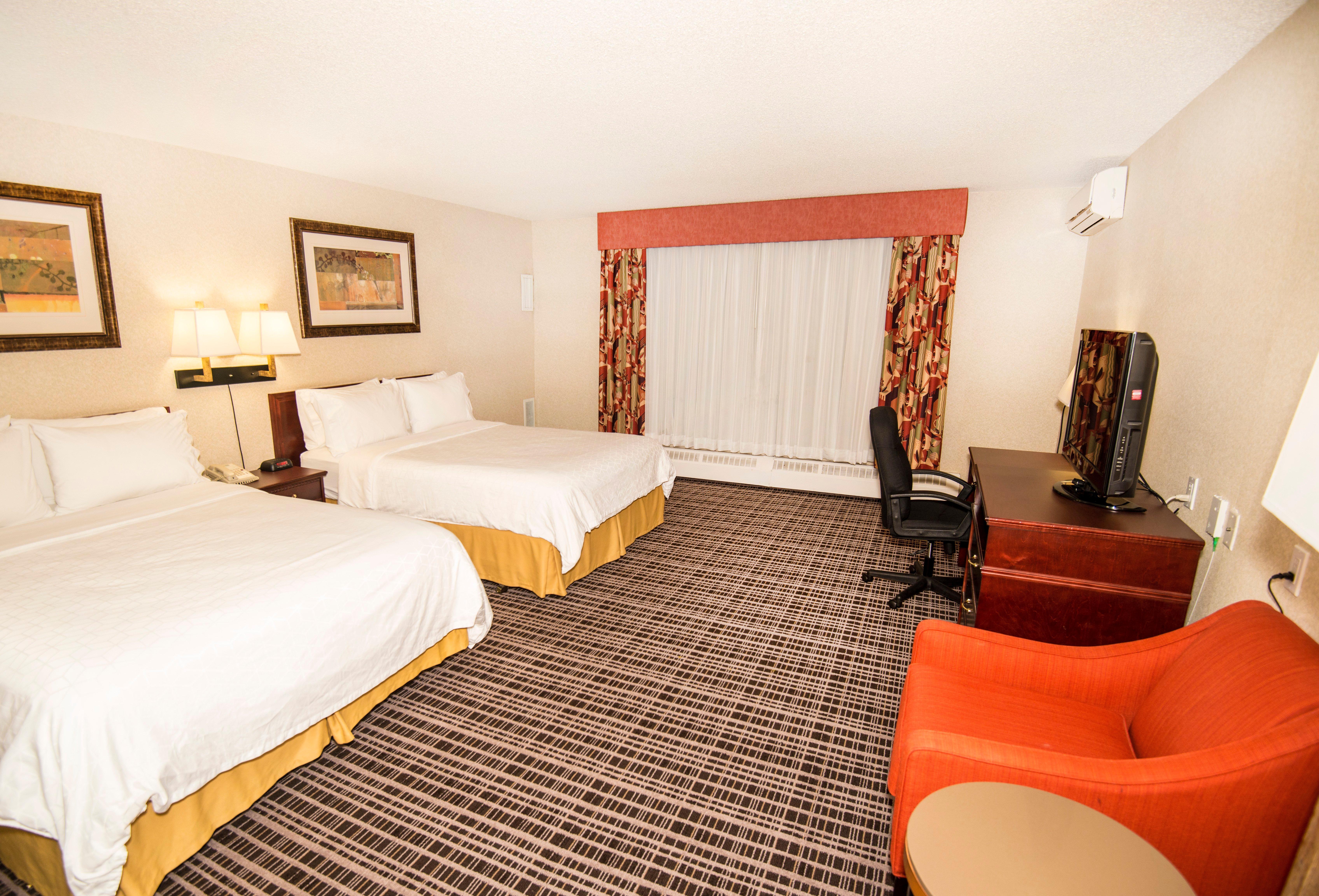 Holiday Inn Express Red Deer By Ihg Екстер'єр фото