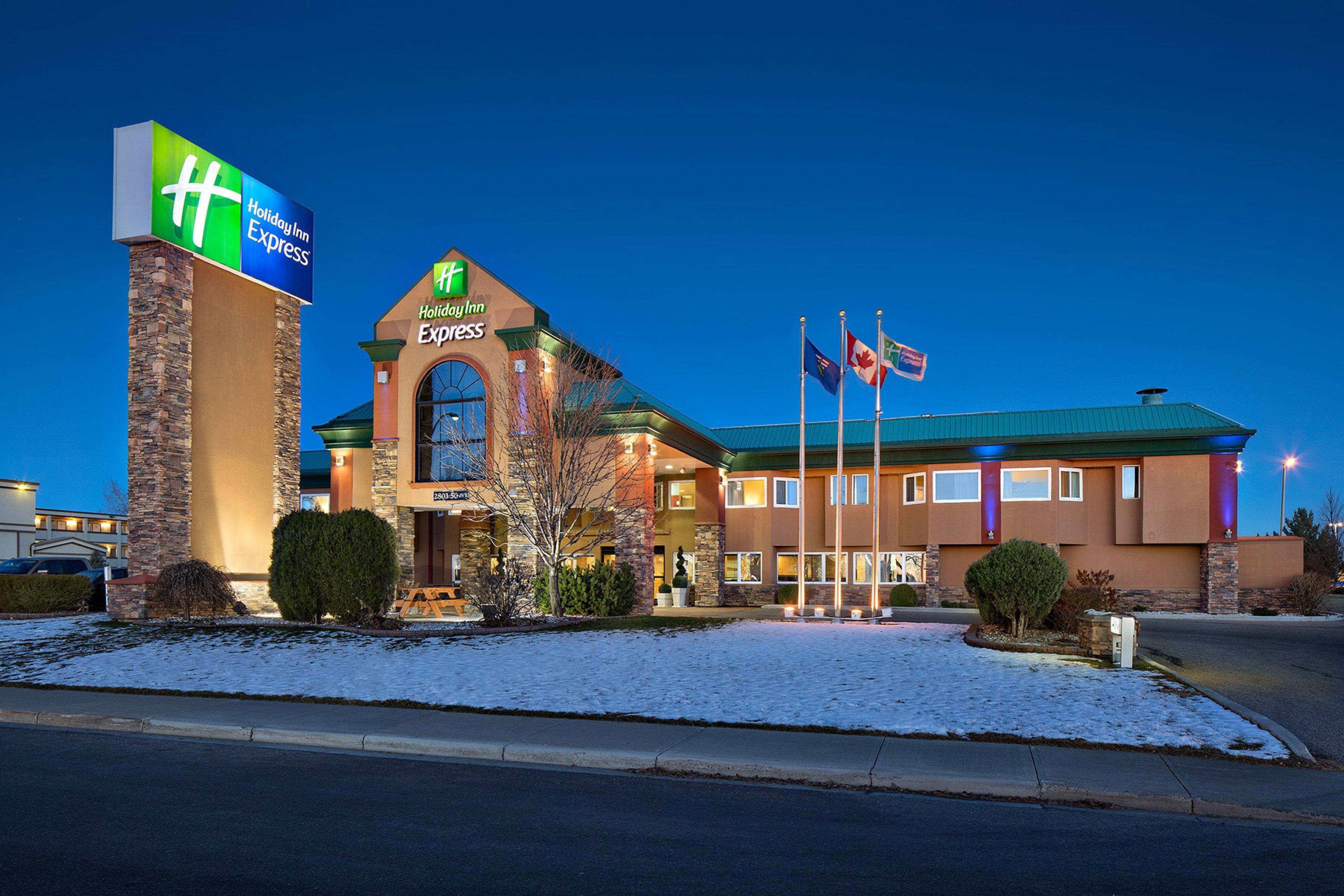 Holiday Inn Express Red Deer By Ihg Екстер'єр фото