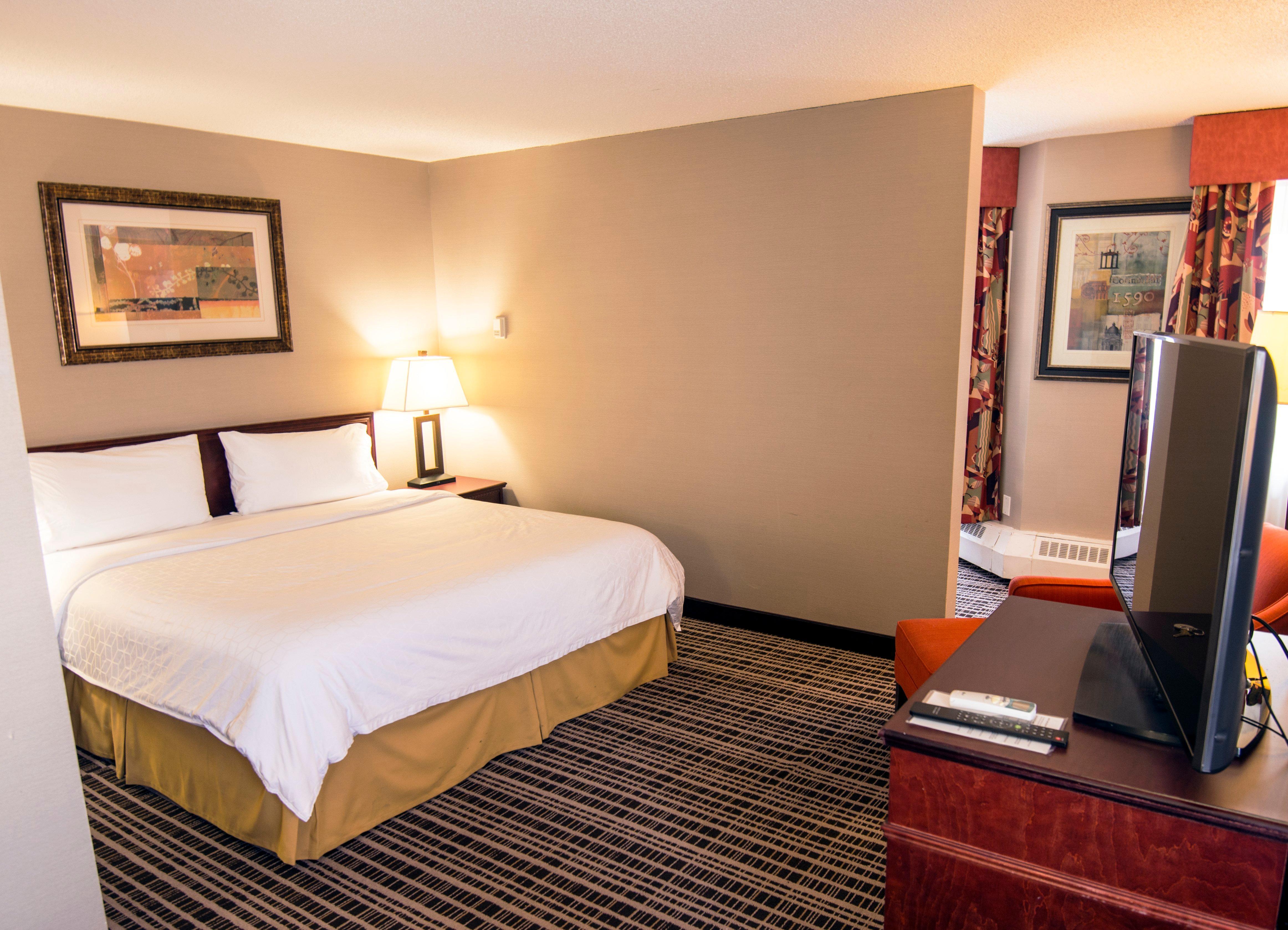 Holiday Inn Express Red Deer By Ihg Екстер'єр фото
